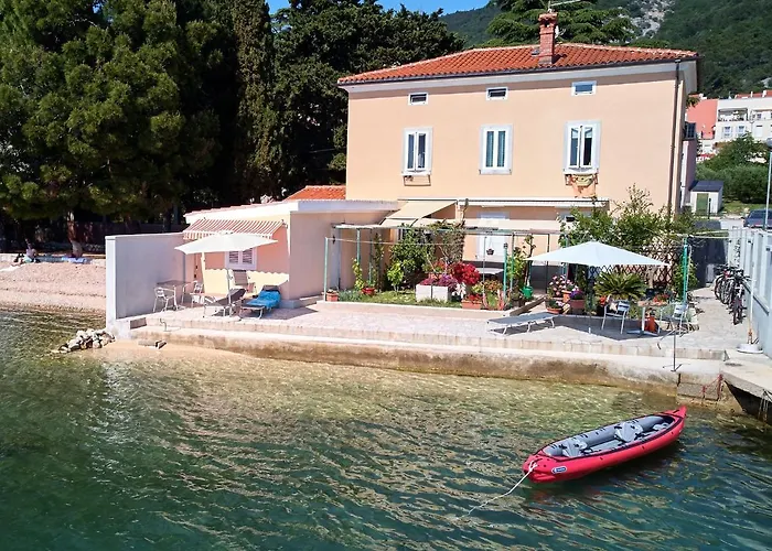 Apartments Nives