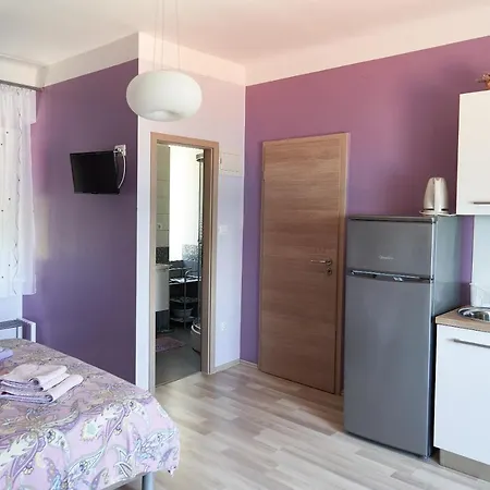 Apartments Nives Cres Exterior photo